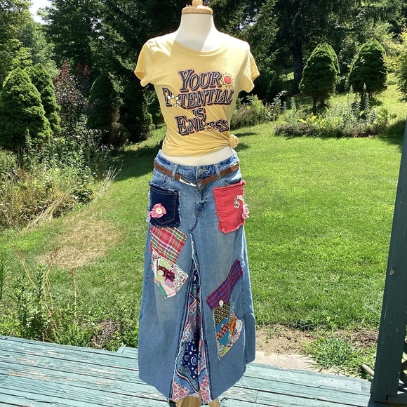 Upcycled denim jean patchwork / button embellished boho cottagecore maxiskirt 29 - Picture 1 of 15